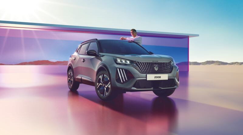 Peugeot E-2008
